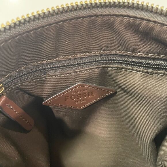Fossil Grey Leather Crossbody purse handbag - Picture 4 of 9